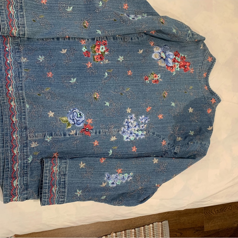 Denim&Co Blue Jean Jacket with Floral Embroidery - Picture 2 of 2